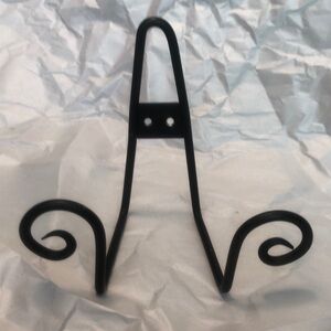 Ganz Decorative Wrought Iron Wall Mount Plate, Bowl, Platter Holder 5x5.5x2.5”